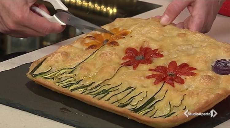 Cotto e Mangiato, ricetta 21 Settembre 2020: focaccia decorata