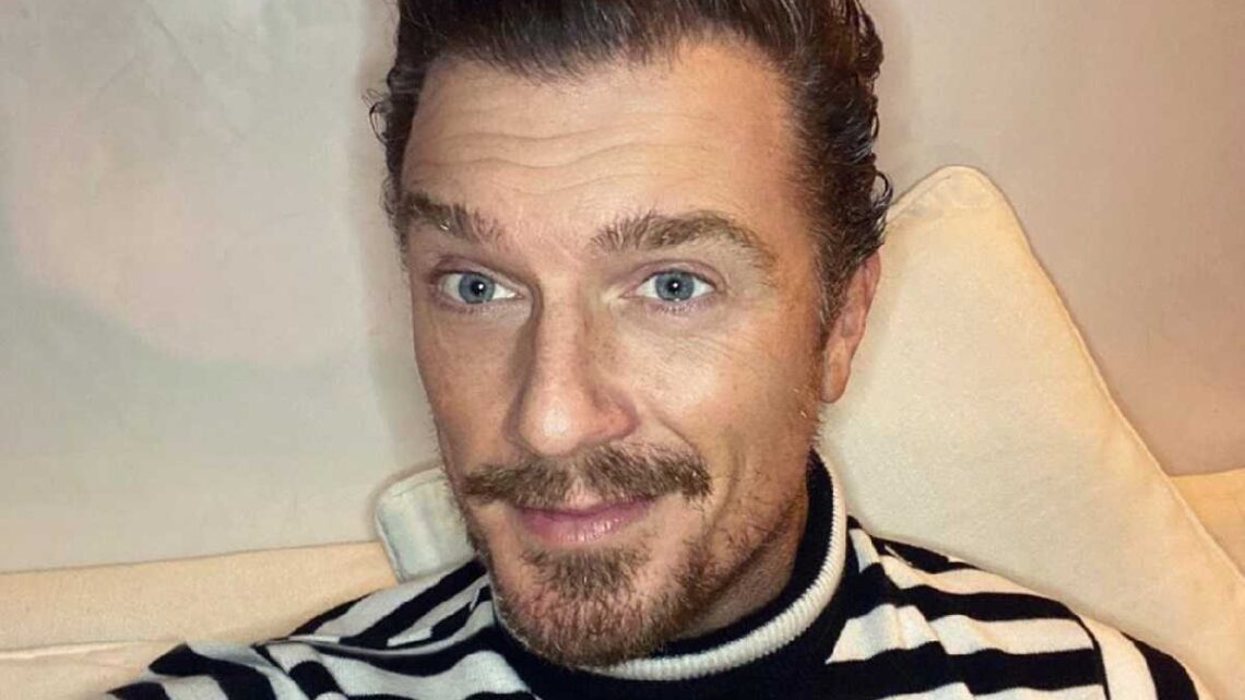 Simone Bolognesi torna a Uomini e Donne: è stato il primo fidanzato di Belen Rodriguez in Italia Simone Bolognesi torna a Uomini e Donne: è stato il primo fidanzato di Belen Rodriguez in Italia
