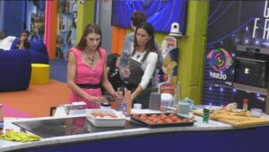“Le polpette al sugo? Le ho inventate io”. La frase di Franceska Pepe del GF Vip scatena il web “Le polpette al sugo? Le ho inventate io”. La frase di Franceska Pepe del GF Vip scatena il web