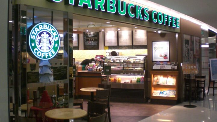 Il primo Starbucks apre a Roma: dove, come e quando?