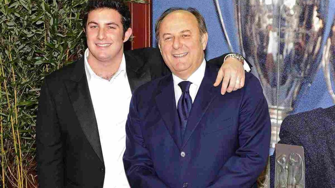 Chi è Edoardo Scotti? Biografia, carriera e vita privata del figlio di Gerry Scotti Chi è Edoardo Scotti? Biografia, carriera e vita privata del figlio di Gerry Scotti