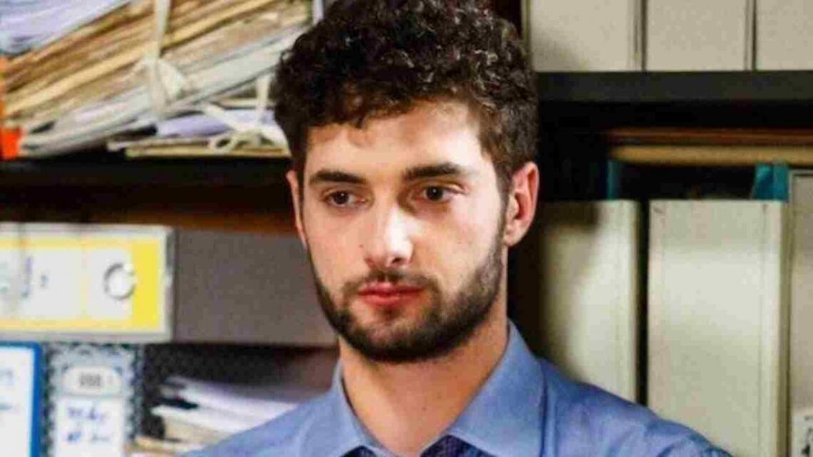 Anticipazioni Un posto al sole, dal 26 al 30 ottobre 2020: Niko vuole lasciare lo studio Navarra Anticipazioni Un posto al sole, dal 26 al 30 ottobre 2020: Niko vuole lasciare lo studio Navarra