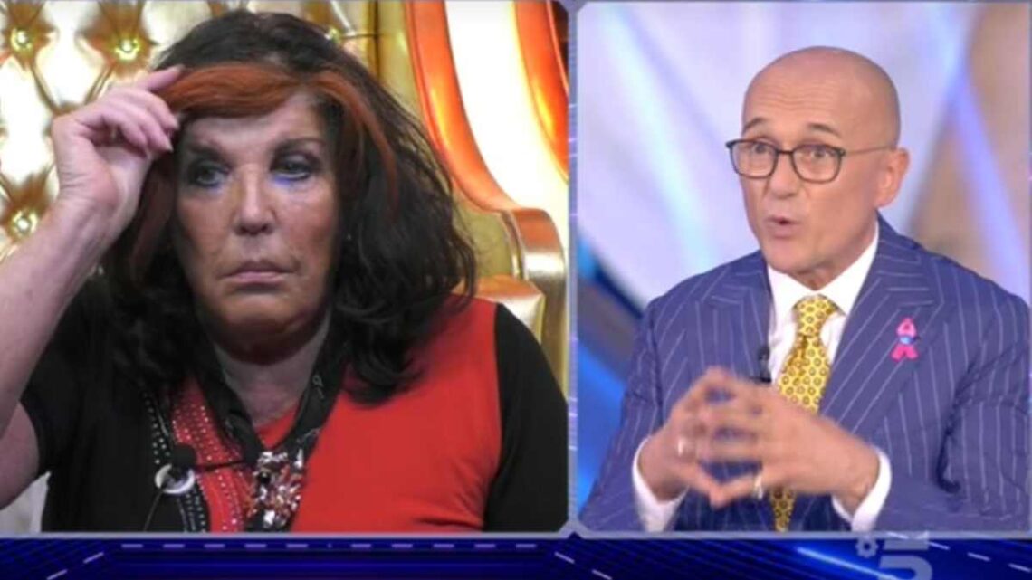 Patrizia De Blanck richiamata da Signorini: ecco perché non è stata squalificata al Grande Fratello Vip Patrizia De Blanck richiamata da Signorini: ecco perché non è stata squalificata al Grande Fratello Vip