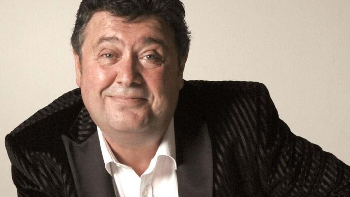 Chi è Rodolfo Laganà? Età, carriera e malattia del noto attore e comico Chi è Rodolfo Laganà? Età, carriera e malattia del noto attore e comico