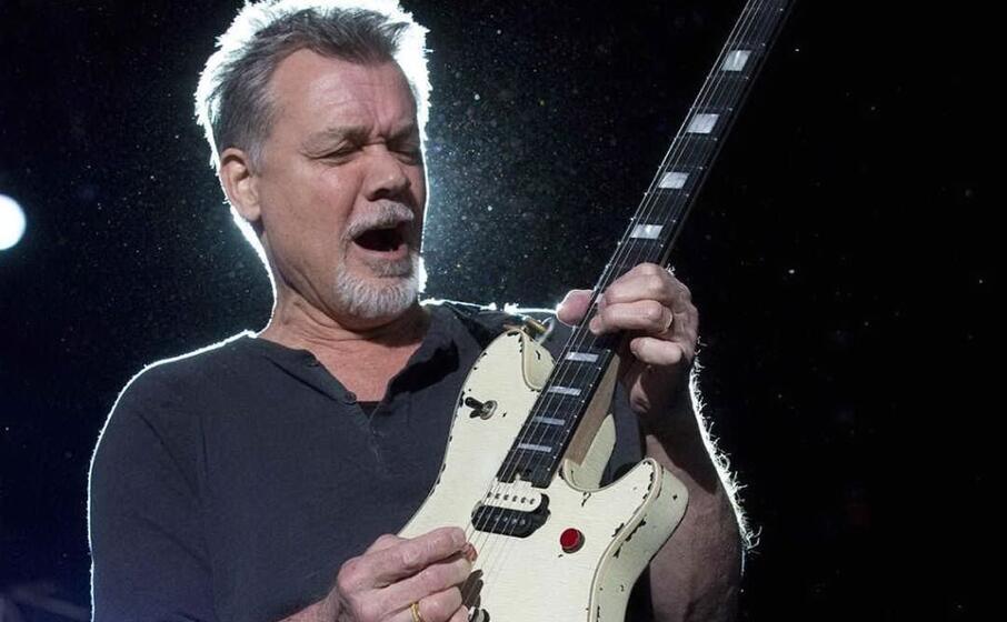 Addio a Eddie Van Halen, chitarrista dei Van Halen: le canzoni più belle della rock band