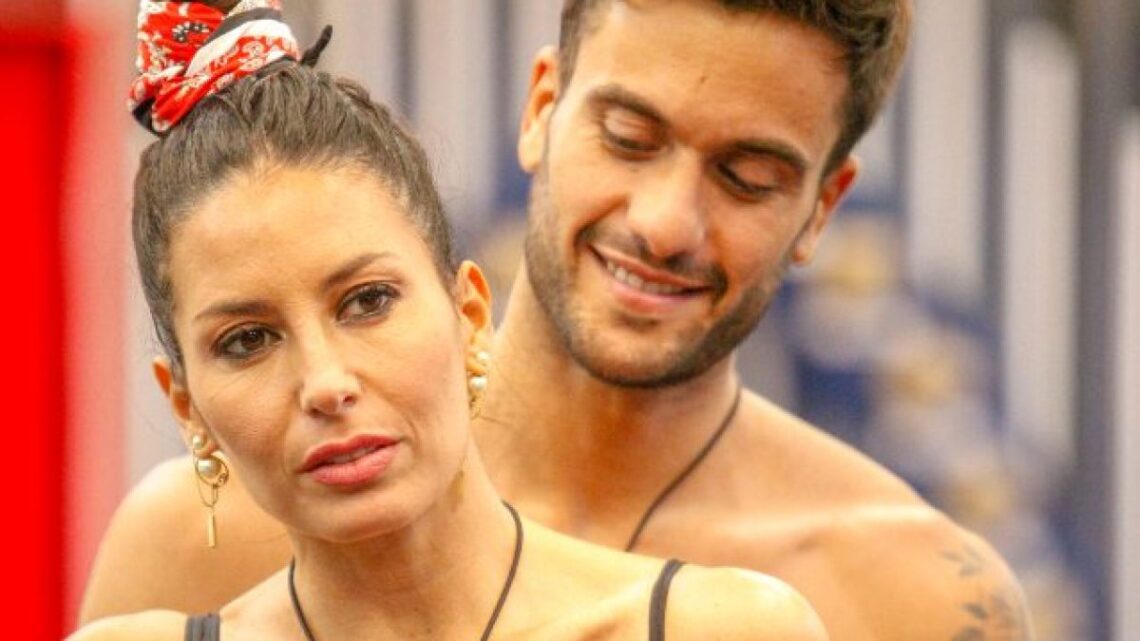 L’ex manager della Gregoraci si esprime su Pretelli: “Non lo frequenterebbe mai, perchè dovrebbe mantenerlo” L’ex manager della Gregoraci si esprime su Pretelli: “Non lo frequenterebbe mai, perchè dovrebbe mantenerlo”