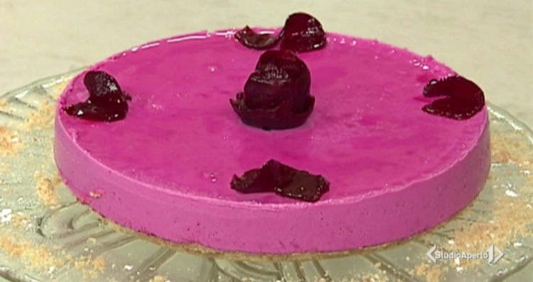 Cotto e Mangiato ricetta 16 ottobre 2020: cheesecake rosa