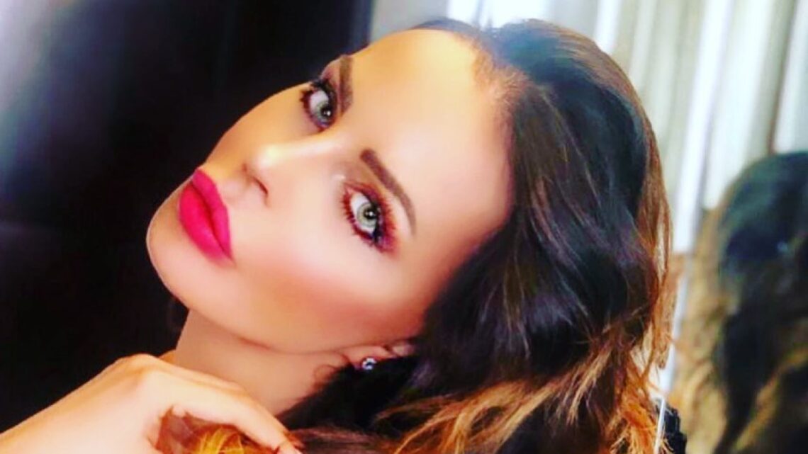 Nina Moric pubblica su Instagram la telefonata di minacce di Fabrizio Corona: “Voleva uccidermi” Nina Moric pubblica su Instagram la telefonata di minacce di Fabrizio Corona: “Voleva uccidermi”