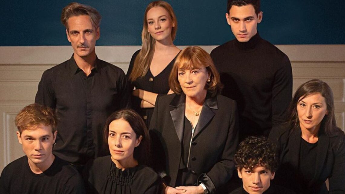 Qualcuno Deve Morire, stagione 1, dal 16 ottobre su Netflix: anticipazione trama e cast Qualcuno Deve Morire, stagione 1, dal 16 ottobre su Netflix: anticipazione trama e cast