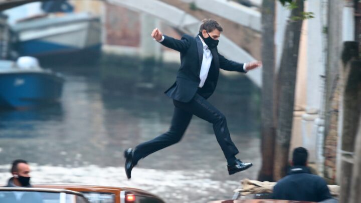 Tom Cruise a Venezia: salti tra i taxi per le riprese di Mission Impossible 7