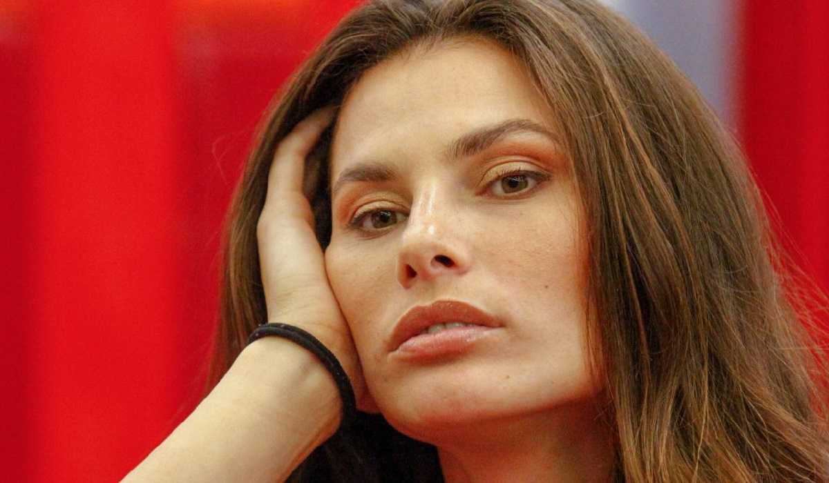 Dayane Mello