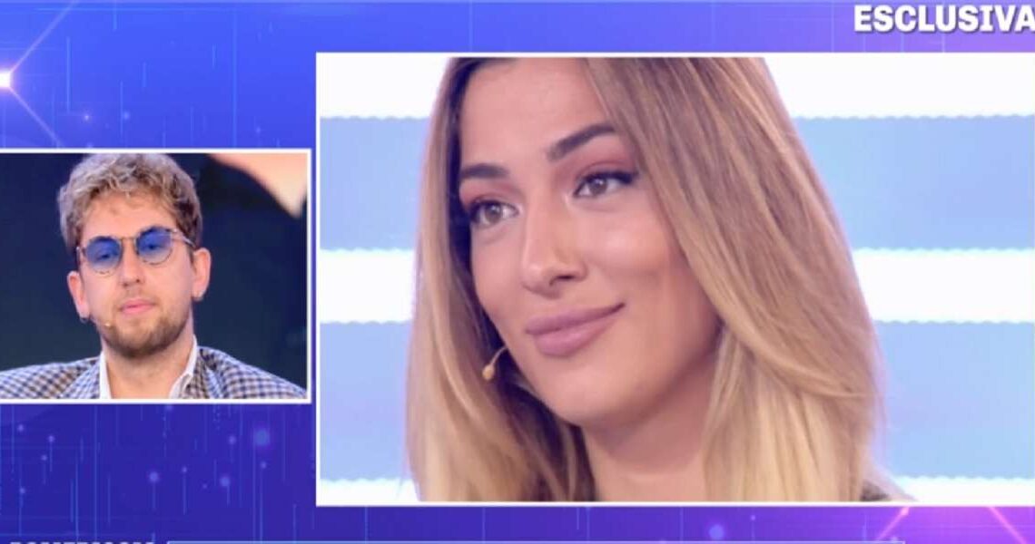 Soleil Sorge lasciata dal fidanzato Daniel in diretta, ma lei replica: “Non sapevo neanche di uscirci” Soleil Sorge lasciata dal fidanzato Daniel in diretta, ma lei replica: “Non sapevo neanche di uscirci”