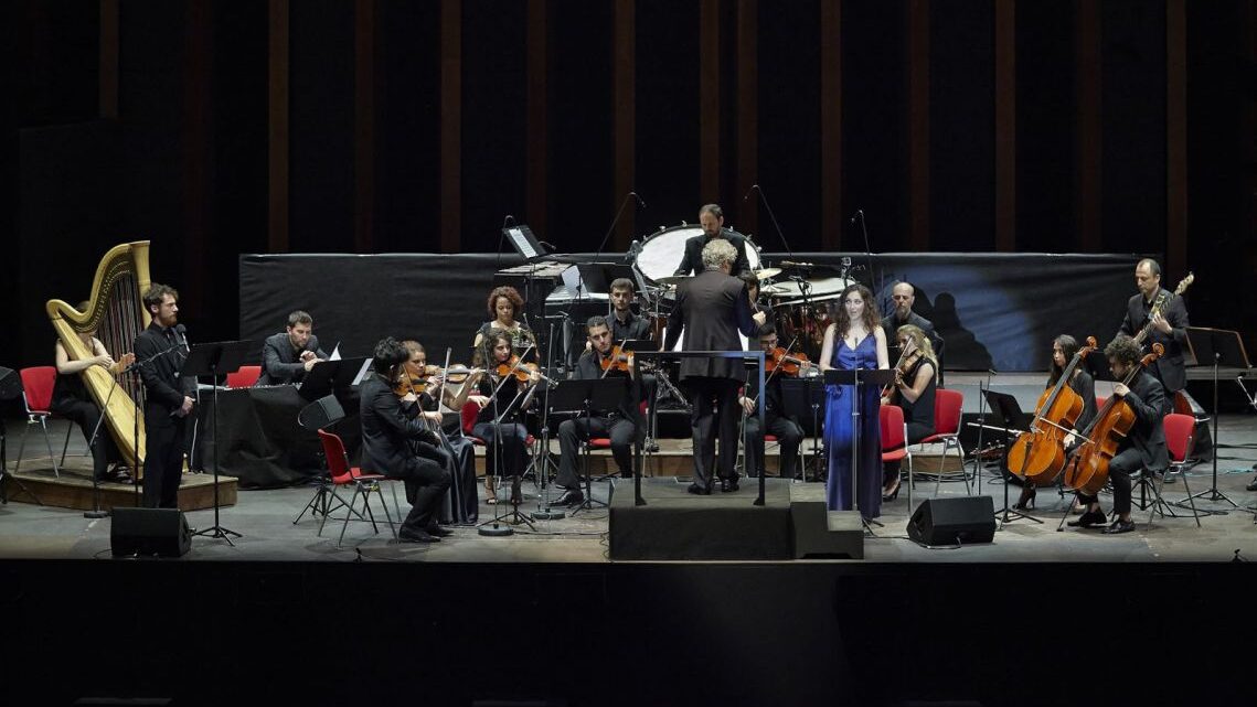 Anticipazioni Vita Nuova, opera di Dante, diretta da Nicola Piovani in onda su Rai5 Anticipazioni Vita Nuova, opera di Dante, diretta da Nicola Piovani in onda su Rai5
