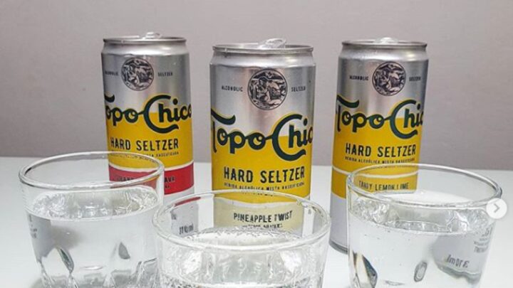 La Coca Cola lancia la sua birra Topo Chico Hard Seltzer: 4 i gusti alla frutta e arriverà prima in Europa