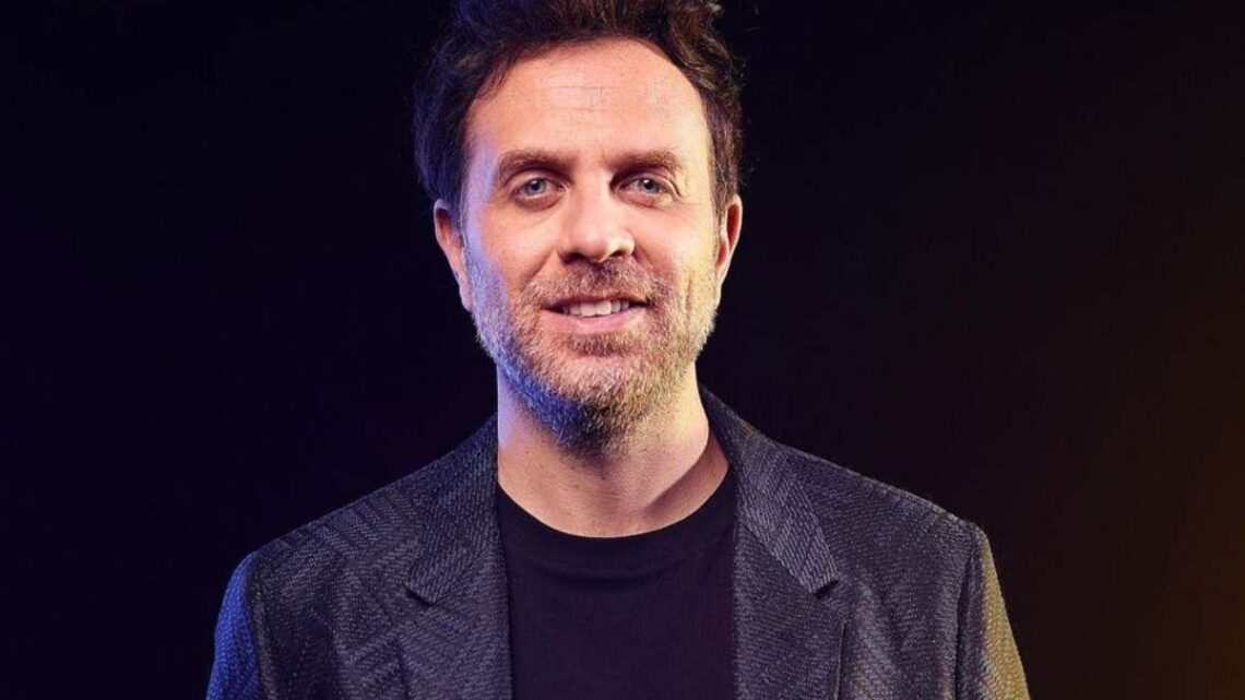 Chi è Gabriele Parpiglia, il conduttore e autore di Seconda Vita? Chi è Gabriele Parpiglia, il conduttore e autore di Seconda Vita?