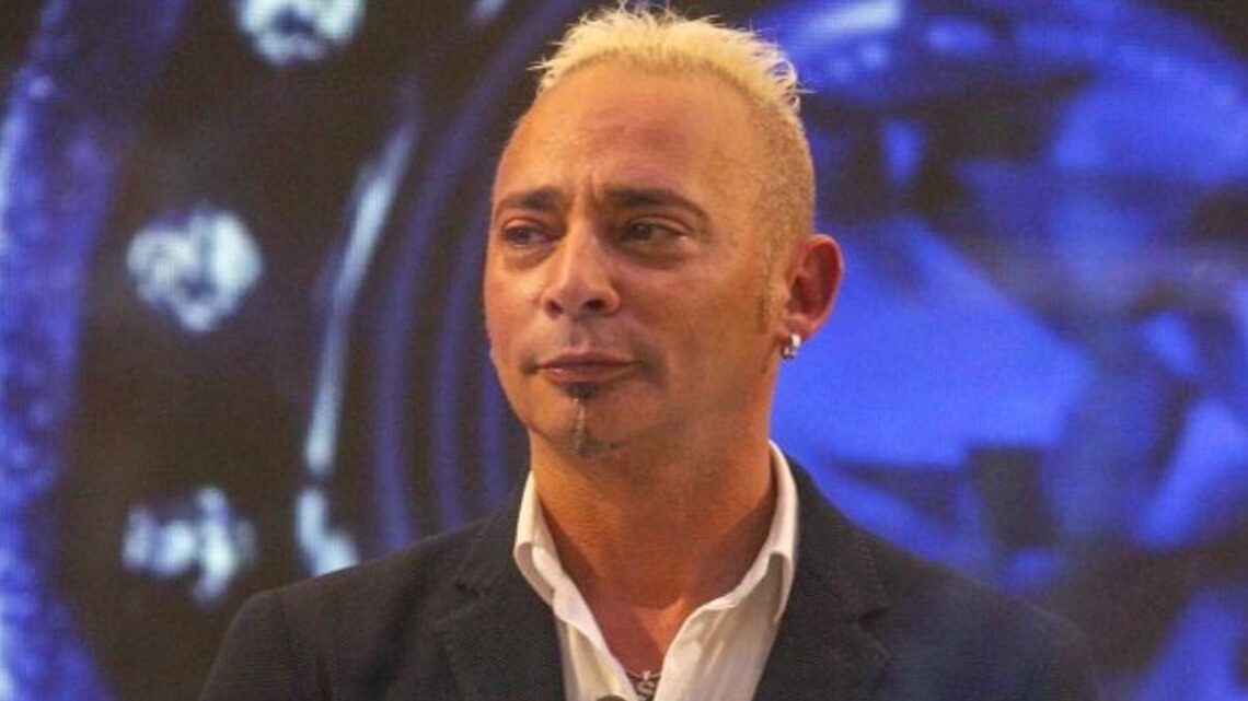 Salvo Veneziano contro il Grande Fratello Vip: “Due pesi e due misure” Salvo Veneziano contro il Grande Fratello Vip: “Due pesi e due misure”