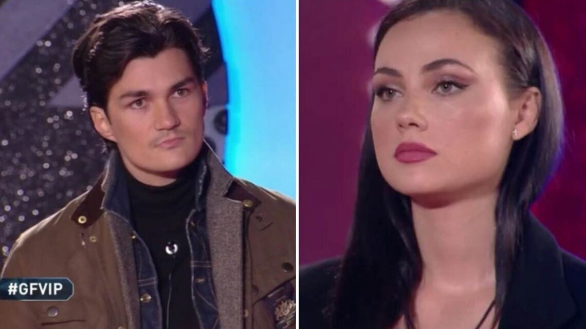 Rosalinda Cannavò, dopo l’incontro con Giuliano crolla nella notte: “Ho paura di rivivere quell’incubo” Rosalinda Cannavò, dopo l’incontro con Giuliano crolla nella notte: “Ho paura di rivivere quell’incubo”