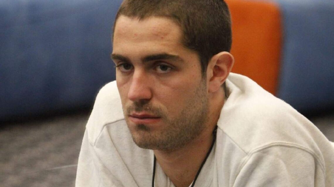 Tommaso Zorzi in ansia al Grande Fratello Vip: “Non resisto” Tommaso Zorzi in ansia al Grande Fratello Vip: “Non resisto”