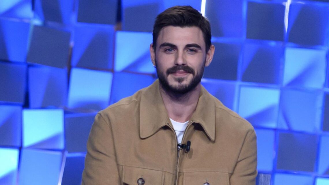 Francesco Monte si confessa a Verissimo: “Ho sofferto di attacchi di panico per un anno e mezzo” Francesco Monte si confessa a Verissimo: “Ho sofferto di attacchi di panico per un anno e mezzo”