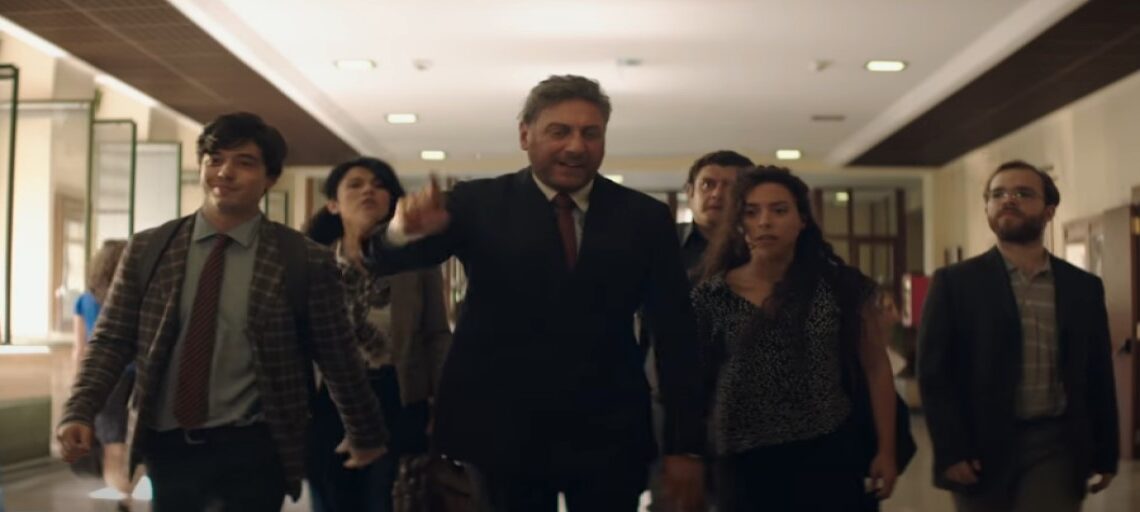 Il tuttofare, trama e curiosità sulla commedia italiana del 2018 Il tuttofare, trama e curiosità sulla commedia italiana del 2018