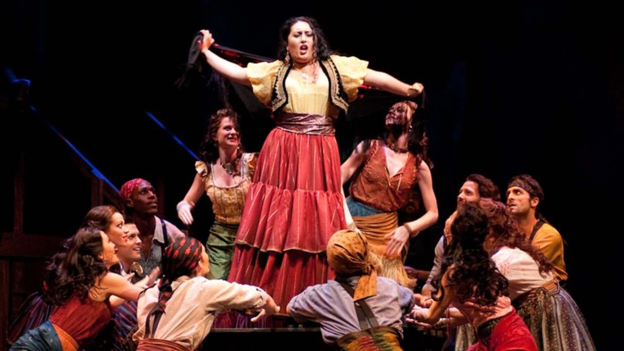Carmen di Bizet, critiche e controversie sulla versione del 2009: il video della contestazione ad Emma Dante a fine spettacolo