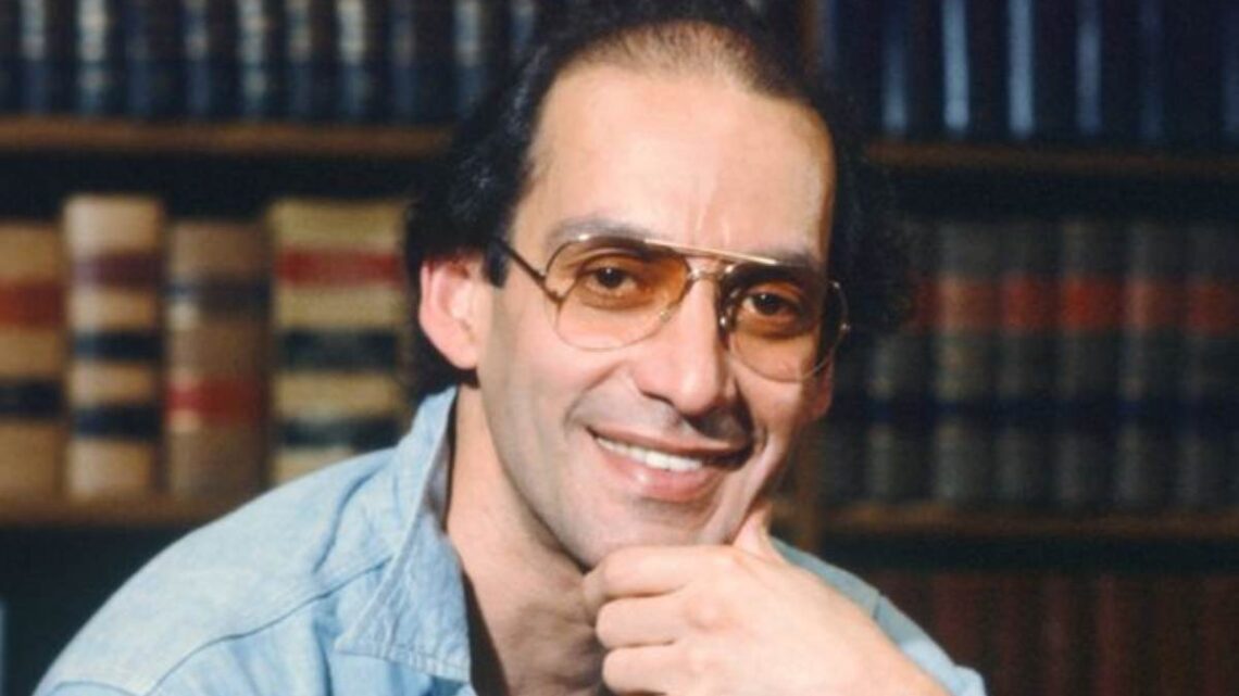 Addio a Gregory Sierra, il tenente Rodriguez di Miami Vice. Fu anche Entek in Star Trek Addio a Gregory Sierra, il tenente Rodriguez di Miami Vice. Fu anche Entek in Star Trek