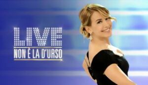 Live Non è la d’Urso a rischio chiusura. Al suo posto potrebbe arrivare Bonolis Live Non è la d’Urso a rischio chiusura. Al suo posto potrebbe arrivare Bonolis