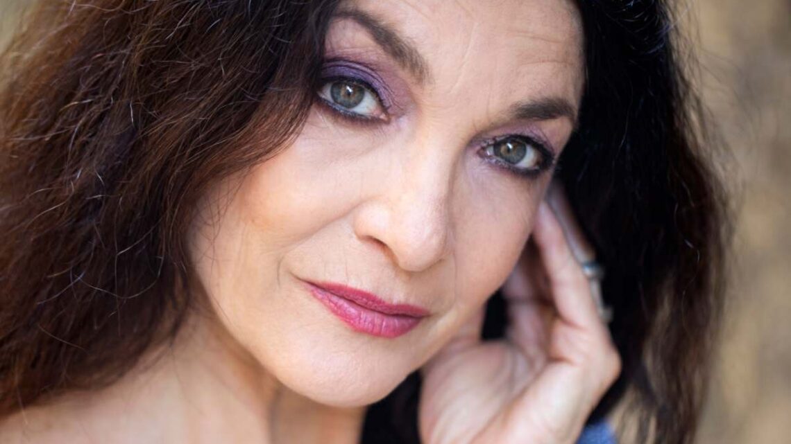 Chi è Marina Suma? Età, carriera e vita privata dell’attrice Chi è Marina Suma? Età, carriera e vita privata dell’attrice