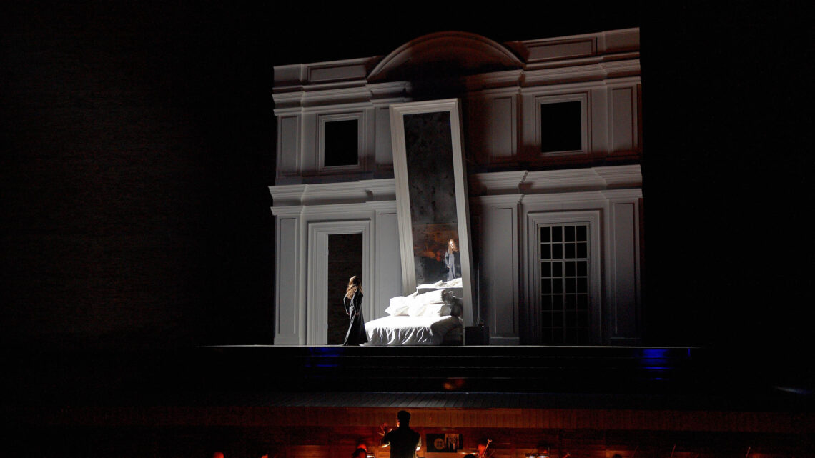 La Traviata, edizione del 2009, in onda su Rai 5 La Traviata, edizione del 2009, in onda su Rai 5