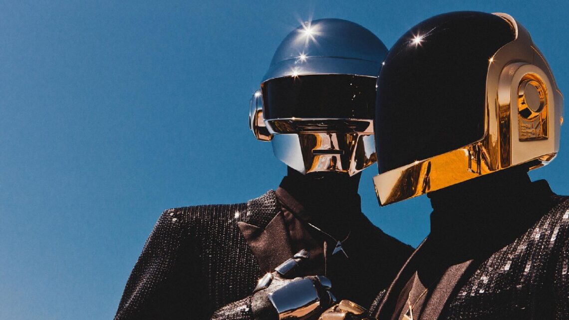 Addio ai Daft Punk: le 5 canzoni più note del duo leggendario della musica elettronica Addio ai Daft Punk: le 5 canzoni più note del duo leggendario della musica elettronica
