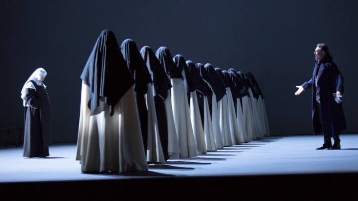 Les Dialogues des Carmélites, edizione 2004, in onda su RAI 5