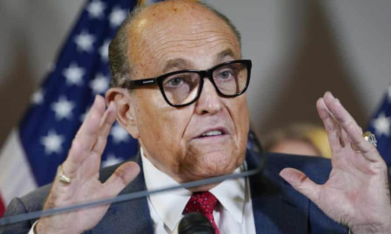 Rudy Giuliani e i messaggi personalizzati: da uomo di punta del partito Repubblicano ai video a 199 dollari