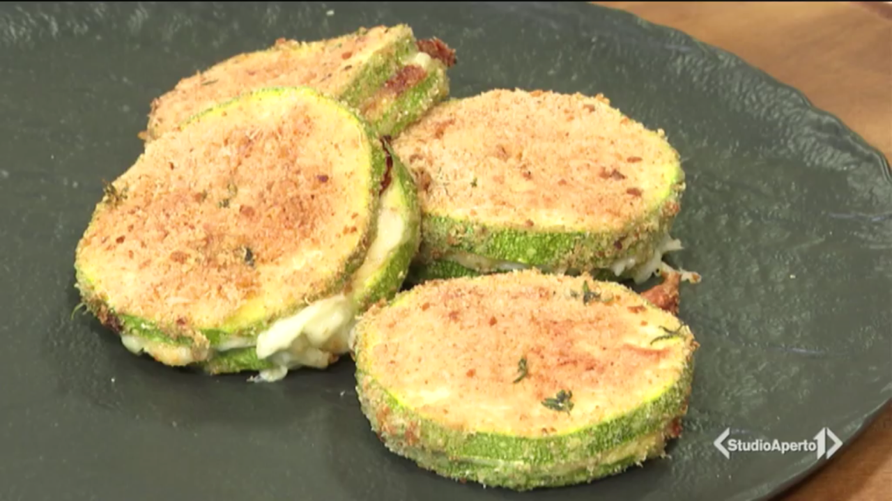 Cotto e Mangiato ricetta 22 settembre 2021: cotolette di zucchine