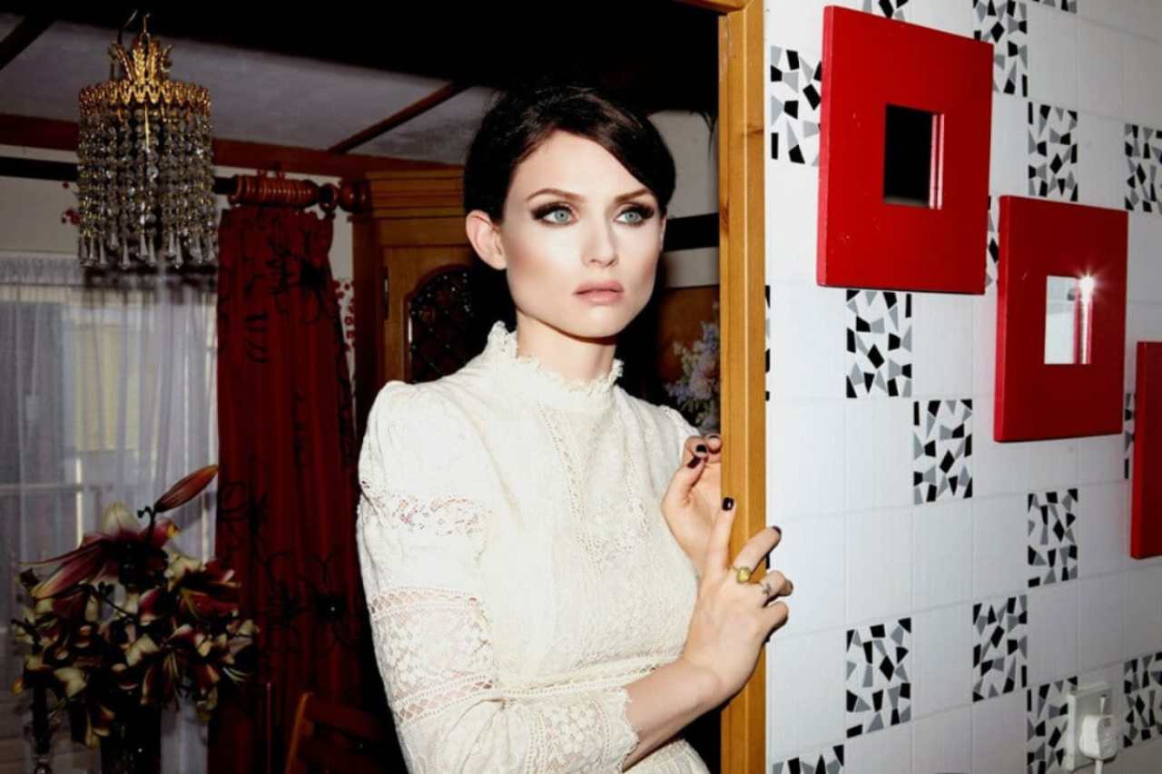 sophie ellis-bextor violentata