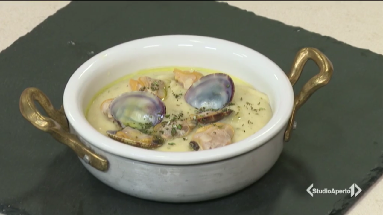 Cotto e Mangiato ricetta dell’11 ottobre 2021: vellutata patate fagioli e vongole