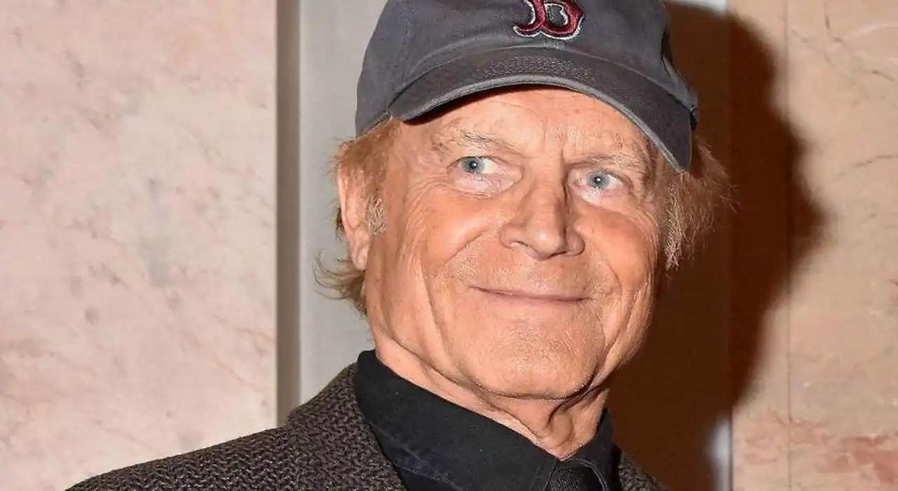 Terence Hill dopo Don Matteo torna al primo amore: il Western