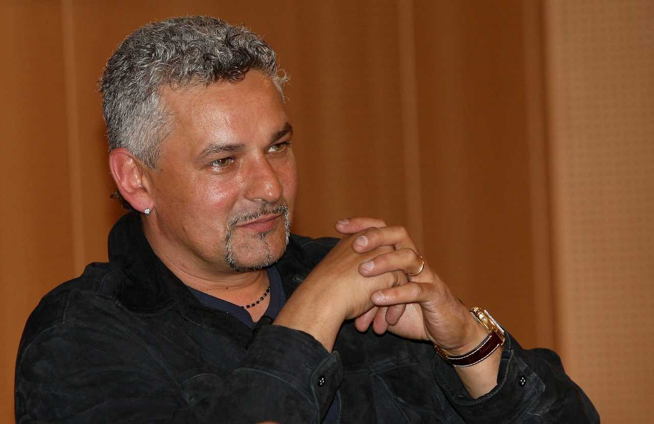 Roberto Baggio compie 55 anni: quali canzoni citano il Divin Codino?