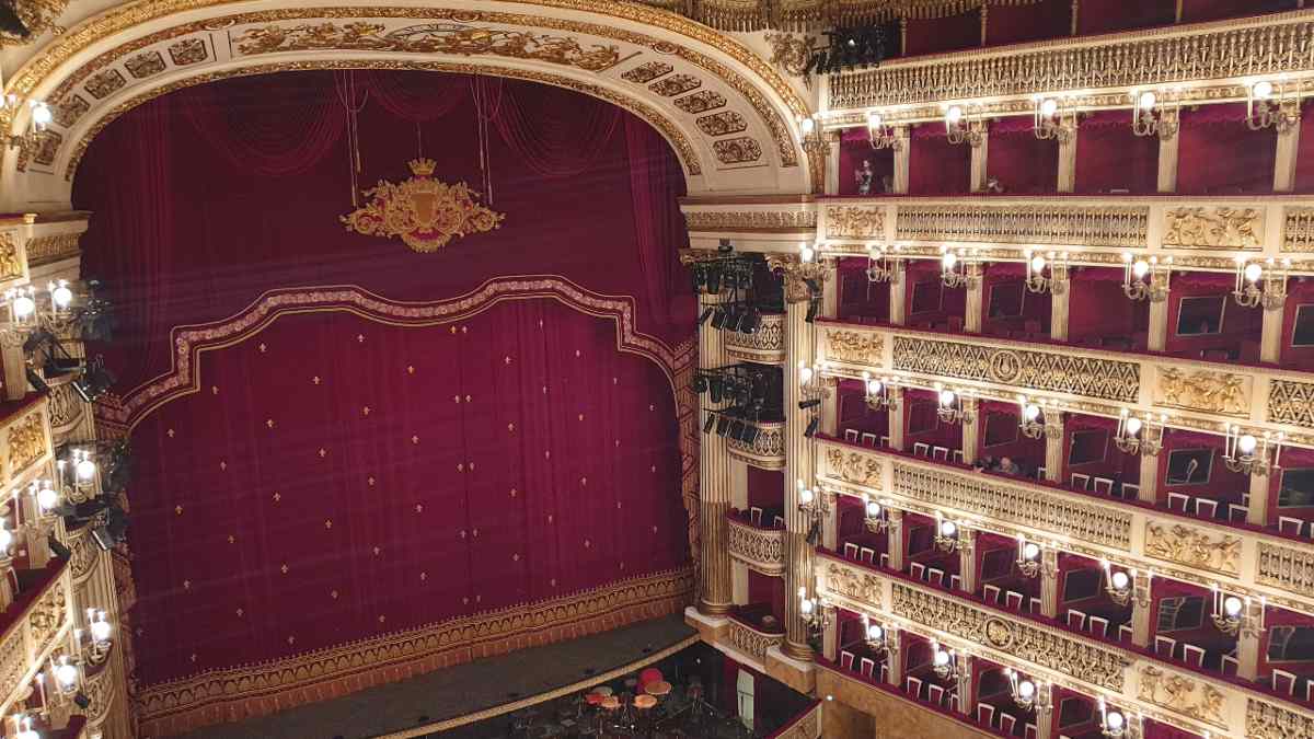 Aida di Giuseppe Verdi in onda su Rai 5 | Cast e curiosità sulla messa in scena del 1999 al San Carlo