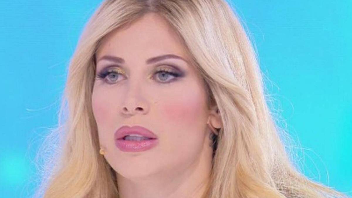 Paola Caruso malore prima de La Pupa e il secchione: cosa è successo e come sta?