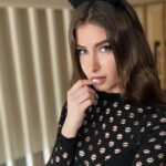 Elisa Esposito su OnlyFans: adesso promette anche foto sexy