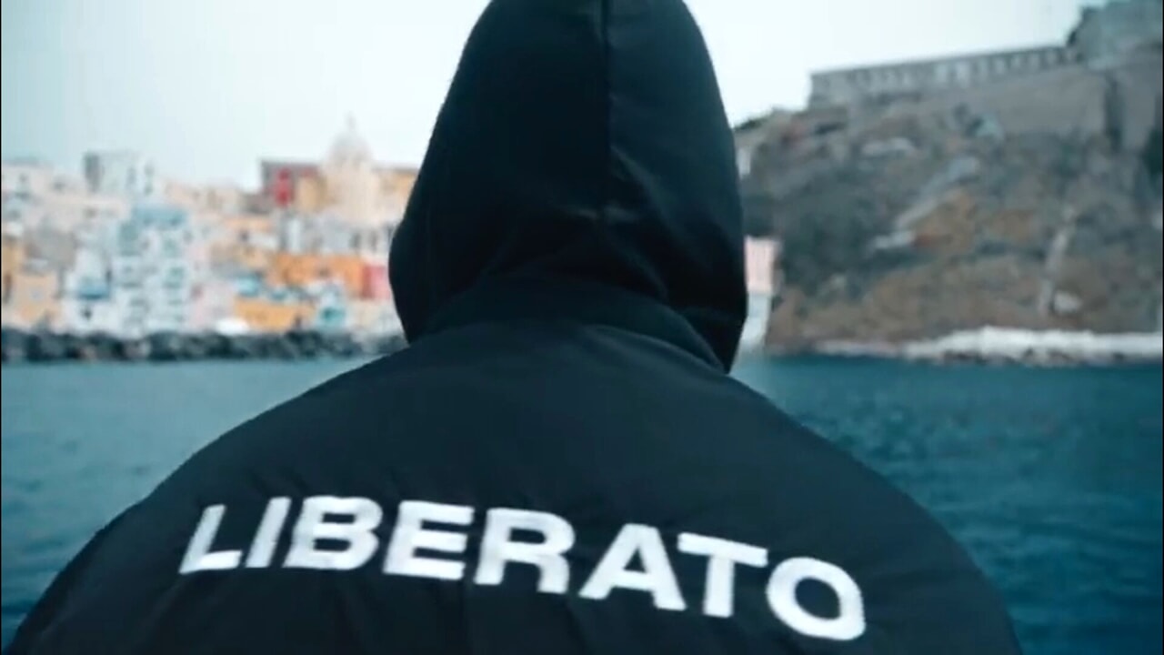 Chi è Gennaro Nocerino, vera (presunta) identità del rapper Liberato?