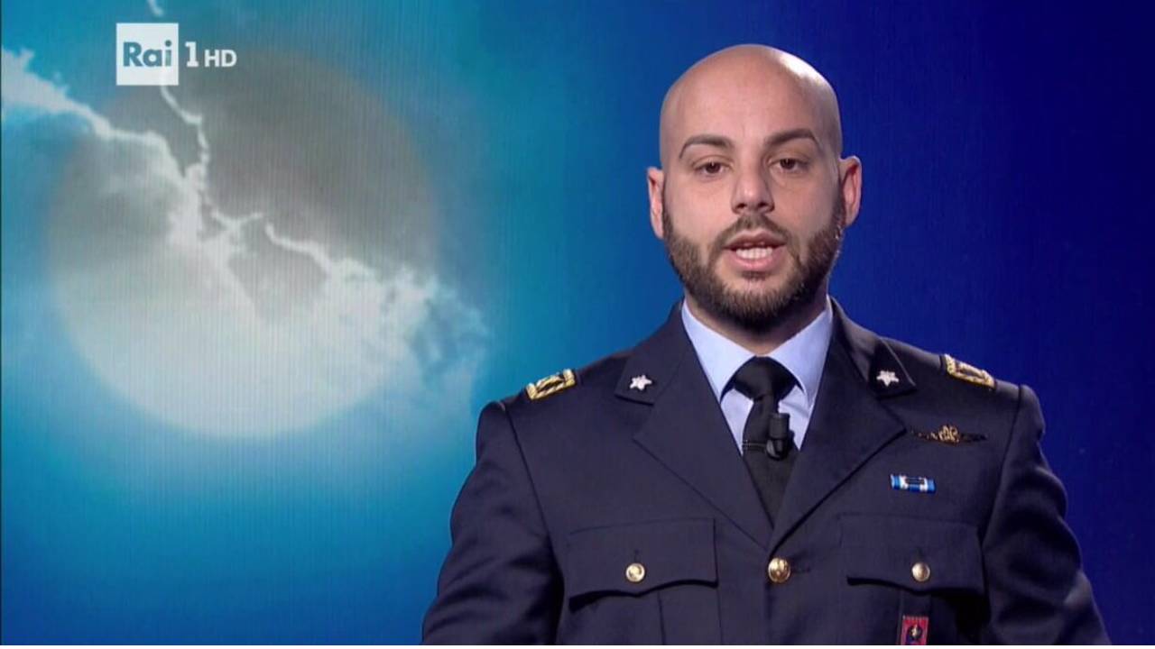 Chi è il Capitano Domenico Maione, meteorologo dell’Aeronautica Militare e volto delle previsioni Rai?