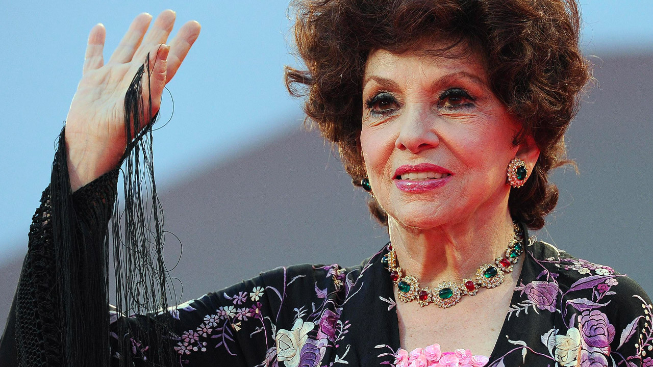 Addio a Gina Lollobrigida, i 10 migliori film dell’iconica attrice della commedia italiana