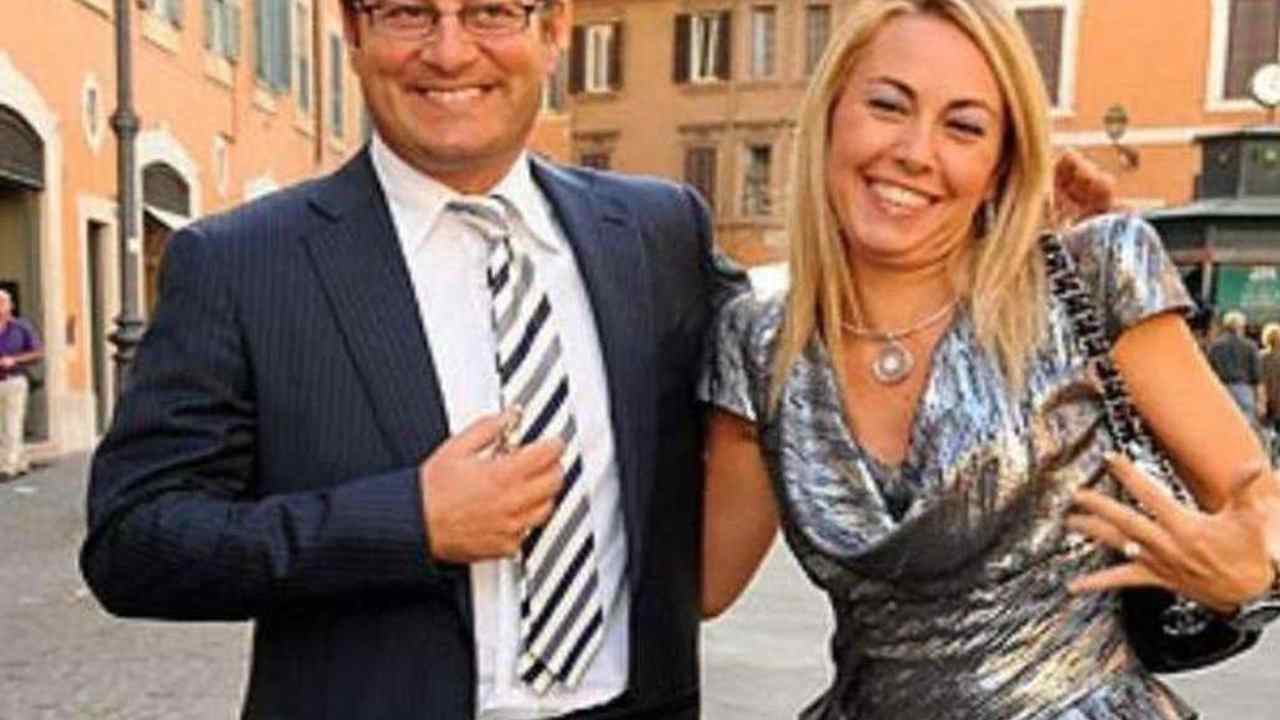 Chi è Raffaella Schifino, moglie di Enrico Papi? I due hanno figli?