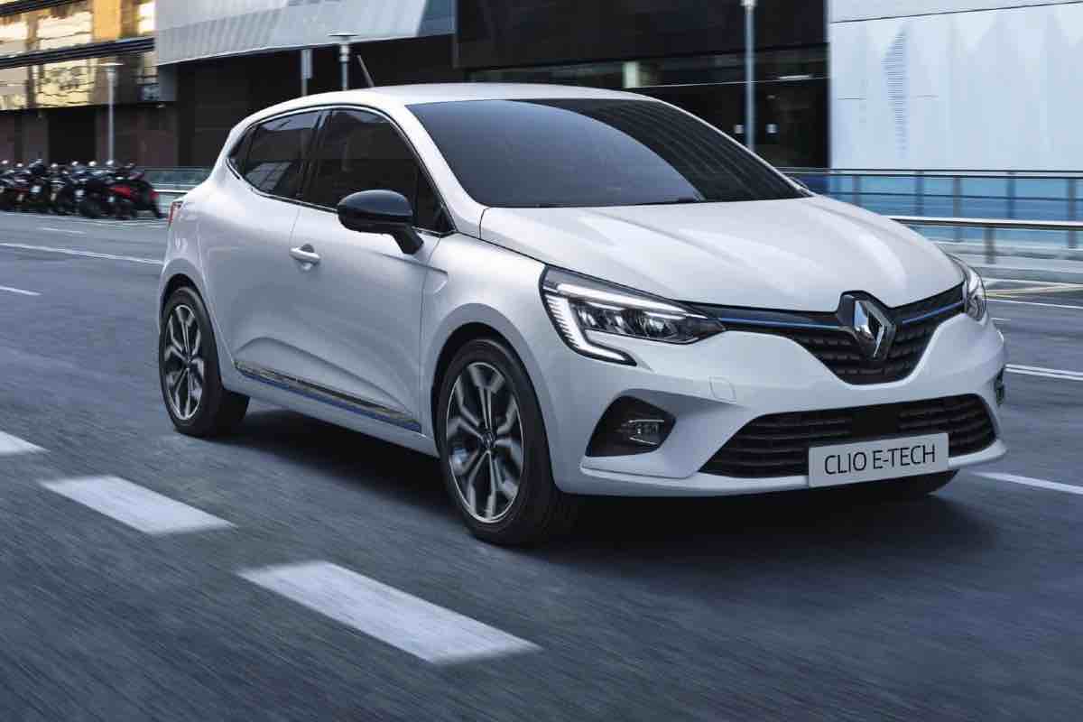 Renault Clio e-Tech Hybrid, qual è la canzone della pubblicità?