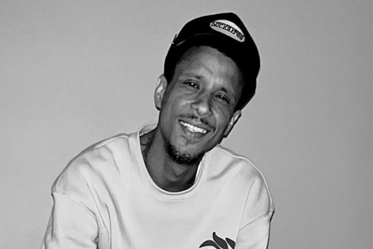 Floyd Roger Myers Jr, dal piccolo schermo con il Principe di Bel Air all’impegno sociale Floyd Roger Myers Jr, dal piccolo schermo con il Principe di Bel Air all’impegno sociale